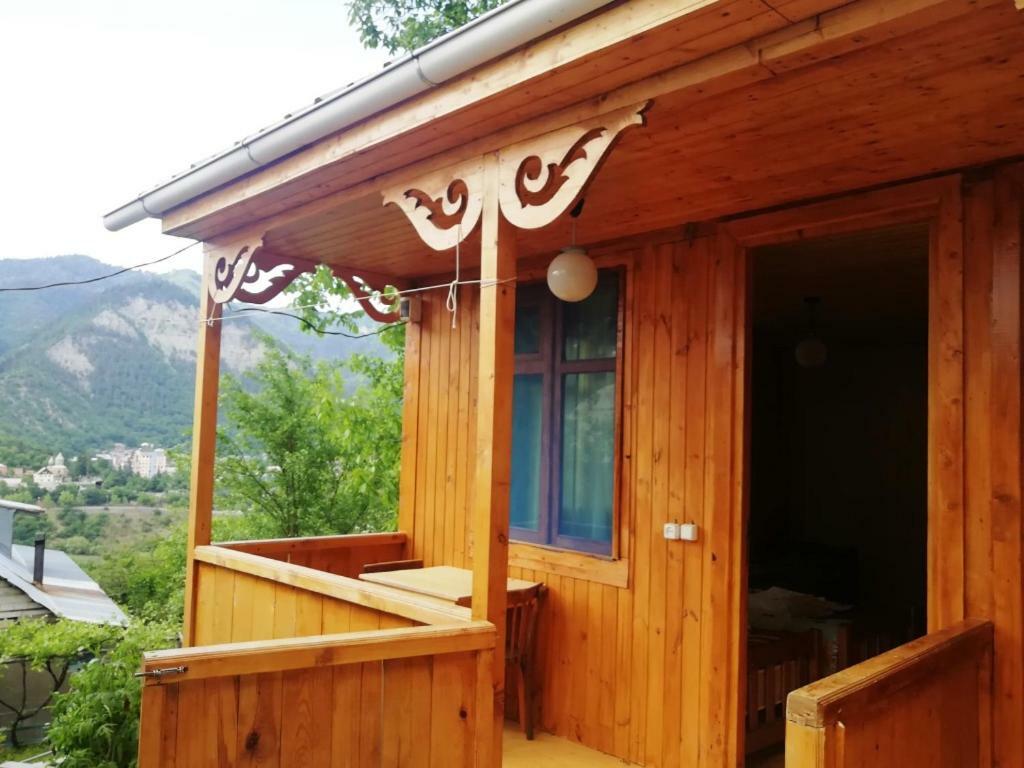 Guest House Ilia Borjomi Exterior photo